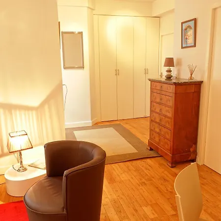 Modern Flat Biarritz